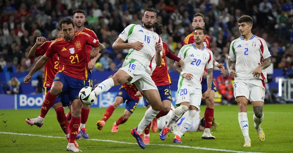 Troppa Spagna per l’Italia di Spalletti: azzurri ko, decide l’autorete di Calafiori Troppa Spagna per l’Italia di Spalletti: azzurri ko, decide l’autorete di Calafiori
