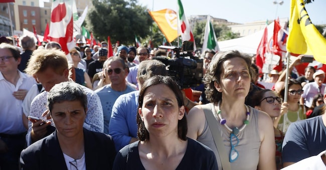 La segretaria del PD Elly Schlein alla manifestazione per Satnam Sighn il bracciante indiano abbandonato con un braccio staccato sul bordo della strada davanti la sua abitazione   - Cronaca  - Latina, Italia - Sabato 22 Giugno 2024 (foto Cecilia Fabiano / LaPresse) 