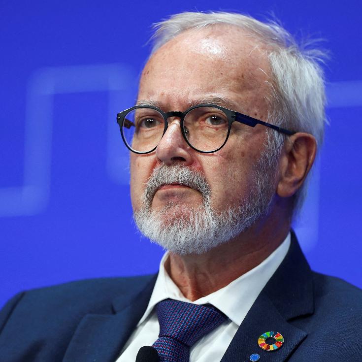 Former EIB president under European investigation for corruption - Il Sole  24 ORE