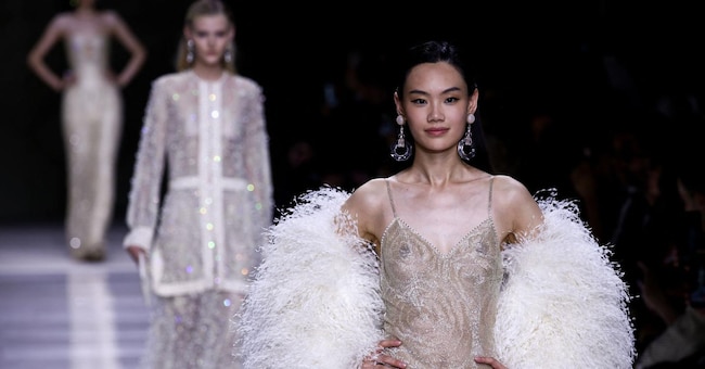 Giorgio Armani Privé AI 24-25 (REUTERS/Yves Herman)