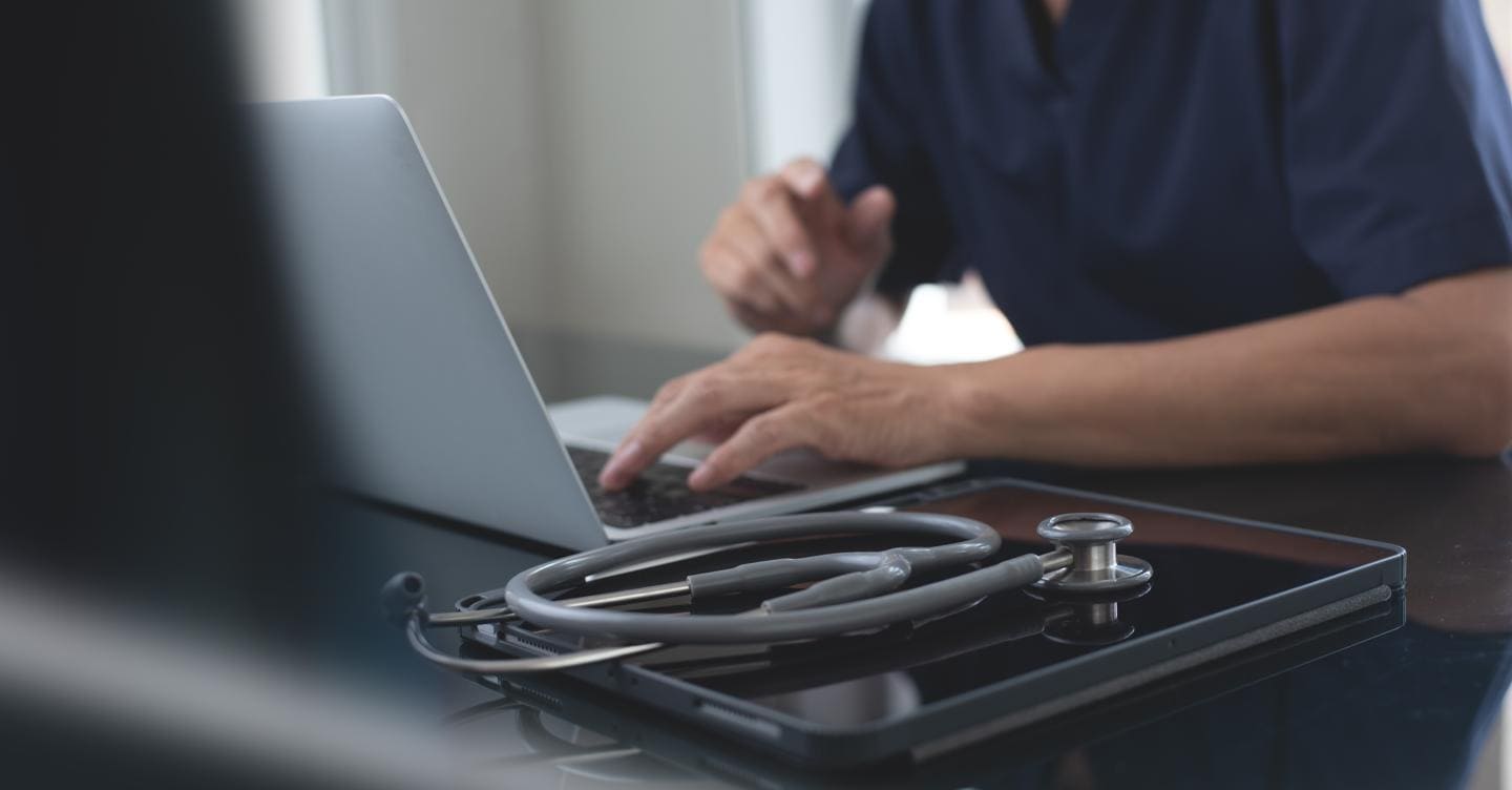 Ultimi giorni per opporsi all'inserimento dei dati nel fascicolo sanitario: istruzioni e riflessioni