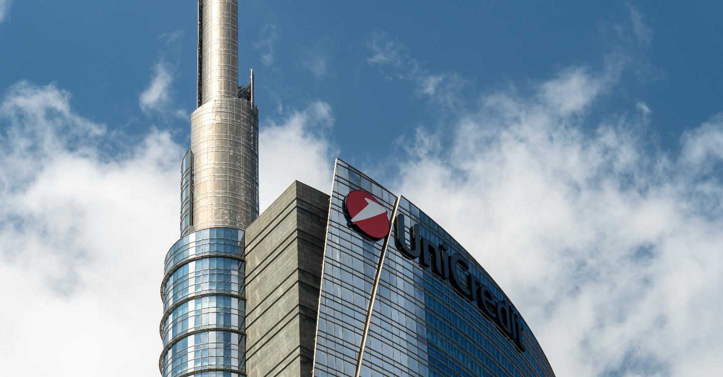 Il risiko bancario spinge ancora il settore, in luce UniCredit con 