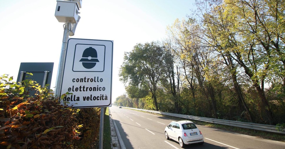 Autovelox, esodi estivi con le nuove regole: quello che c’è da sapere