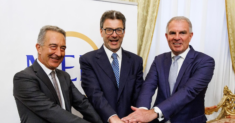 Via libera dell’Ue alle nozze tra Ita e Lufthansa. Giorgetti: stessa logica su Mps, non siamo disperati