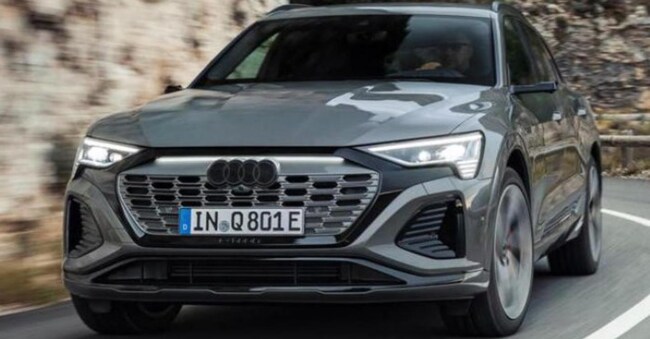 Il suv elettrico Audi Q8 e-tron. La crisi di domanda pesa sui conti del Gruppo Volkswagen