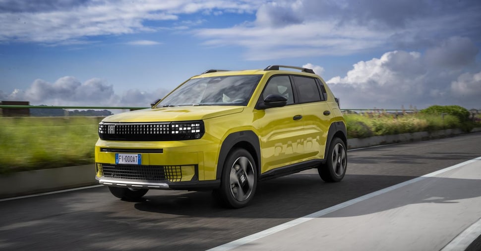 The Panda is now Grande: from citycar to suv. Italian personality with ...