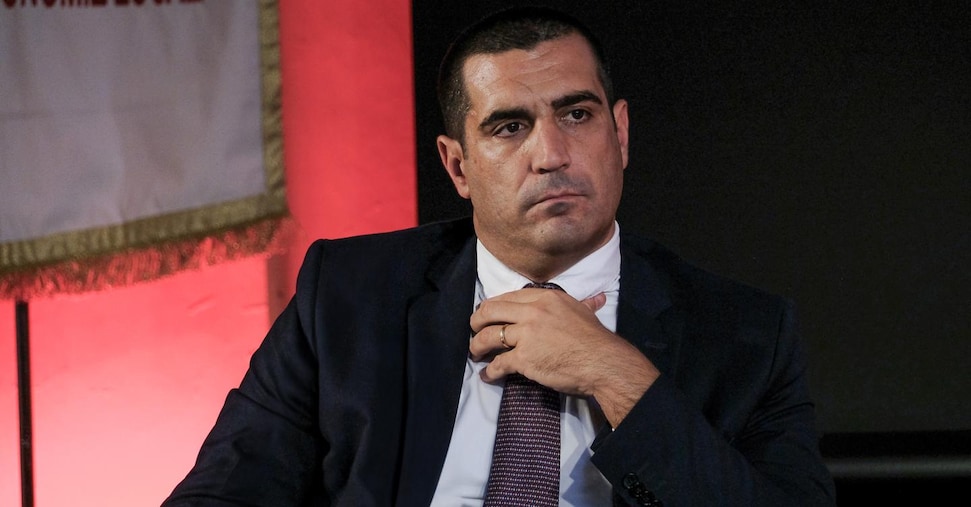 Chi è de Pascale, il sindaco di Ravenna candidato dem in Emilia Romagna per il dopo Bonaccini Chi è de Pascale, il sindaco di Ravenna candidato dem in Emilia Romagna per il dopo Bonaccini