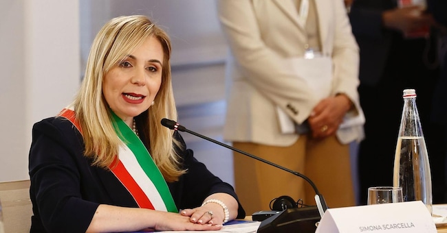Simona Scarcella, Sindaca di Gioia Tauro