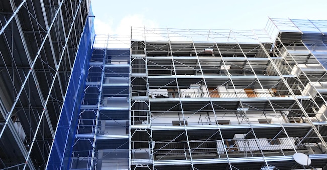 Cantiere edile, nel quartiere Cogne di Aosta, che usufruisce del Superbonus. Aosta, 6 novembre 2023.