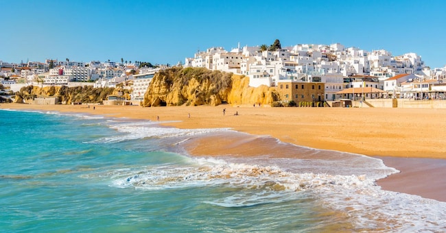 Albufeira , Algarve (Adobe Stock)