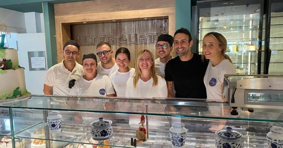 Dalla Turchia di Calenda alla Puglia di Meloni: le vacanze estive dei politici