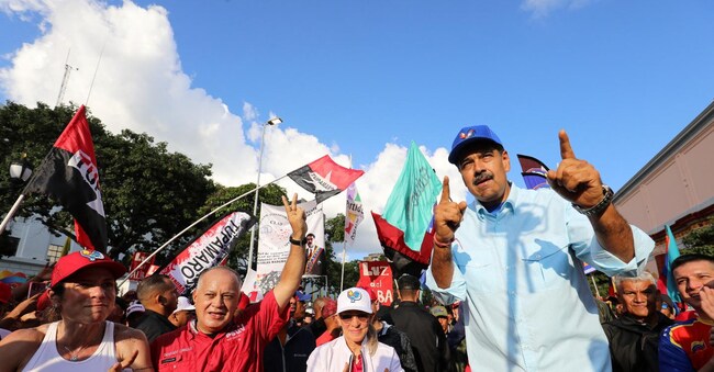 Il presidente venezuelano Nicolas Maduro partecipa a una marcia a sostegno della sua presunta vittoria alle elezioni del 28 luglio, a Caracas, Venezuela, 17 agosto 2024. Zurimar Campos/Palazzo Miraflores/Handout via REUTERS 