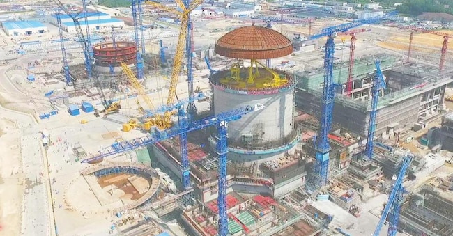 La costruzione di una centrale nucleare a Fangchenggang, nella regione del Guangxi Zhuang.