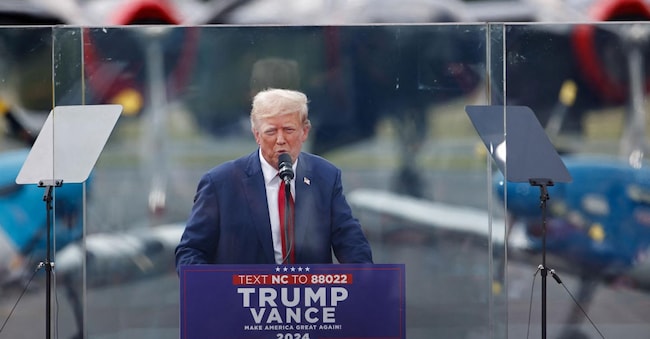  Donald Trump