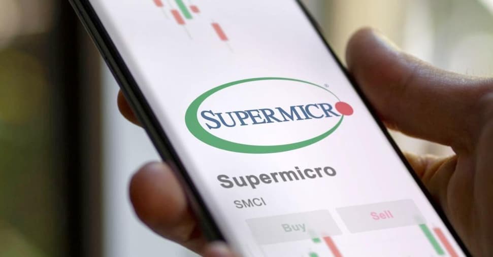 Non è tutto oro quello che si chiama AI:  dubbi su SMCI che crolla al Nasdaq