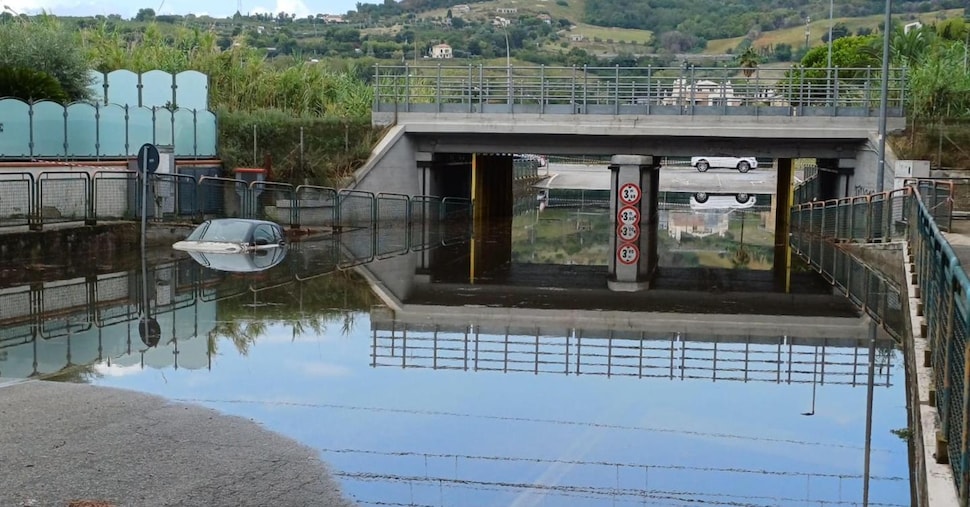 scopri se vivi in un’area a rischio frane o alluvioni in Italia”