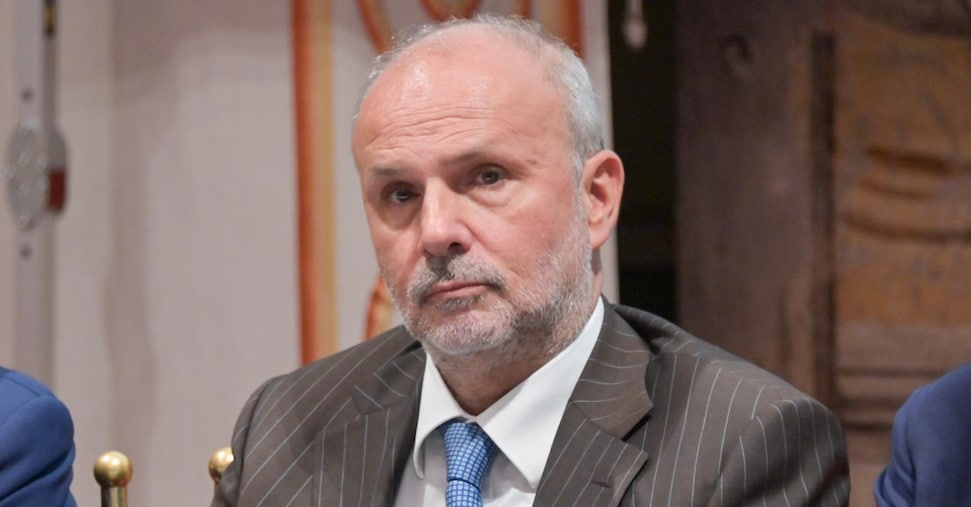 Manovra, Schillaci: prioritarie le assunzioni in sanità. Pochi i medici nell’emergenza-urgenza
