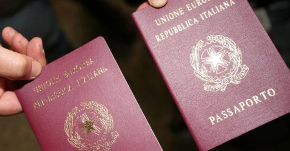 Referendum sulla cittadinanza: il Pd aderisce, dubbi M5s. Nella maggioranza ancora distanze sullo ius scholae