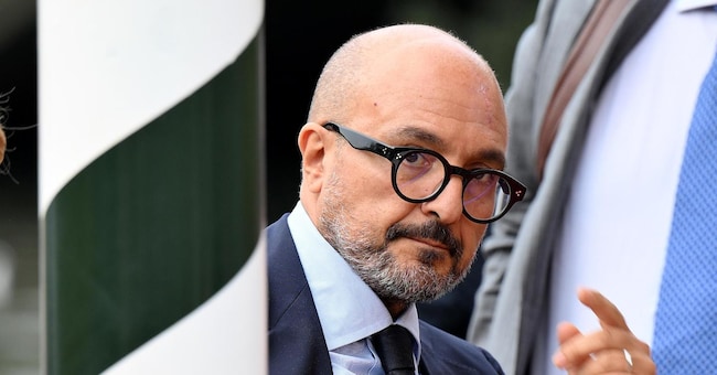 Italian Culture Minister Gennaro Sangiuliano arrives at the Lido Beach for the Venice International Film Festival, in Venice, Italy, 27 August 2024. The 81st edition of the Venice Film Festival runs from 28 August to 07 September 2024. ANSA/ETTORE FERRARI