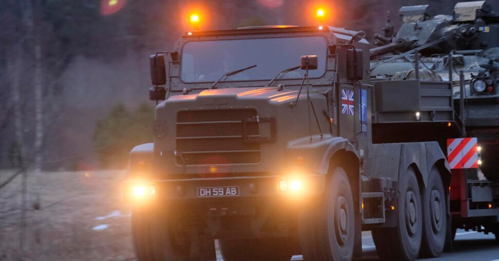 Guerra ultime notizie. Ucraina, Uk prepara via libera a Kiev per usare armi inglesi in Russia. Zelensky: «Summit di pace a novembre. Mosca sarà invitata»