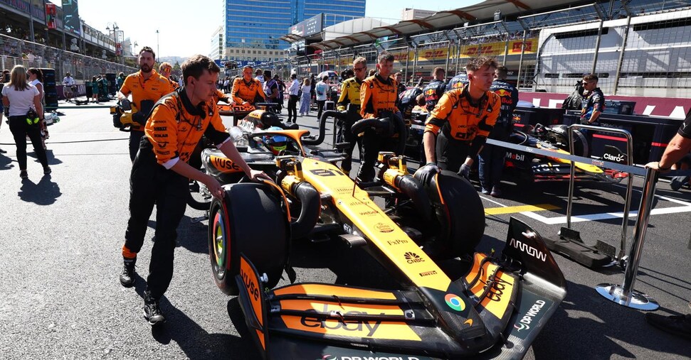 Baku, continua la «maledizione» di Leclerc: in pole ma perde per un solo sorpasso