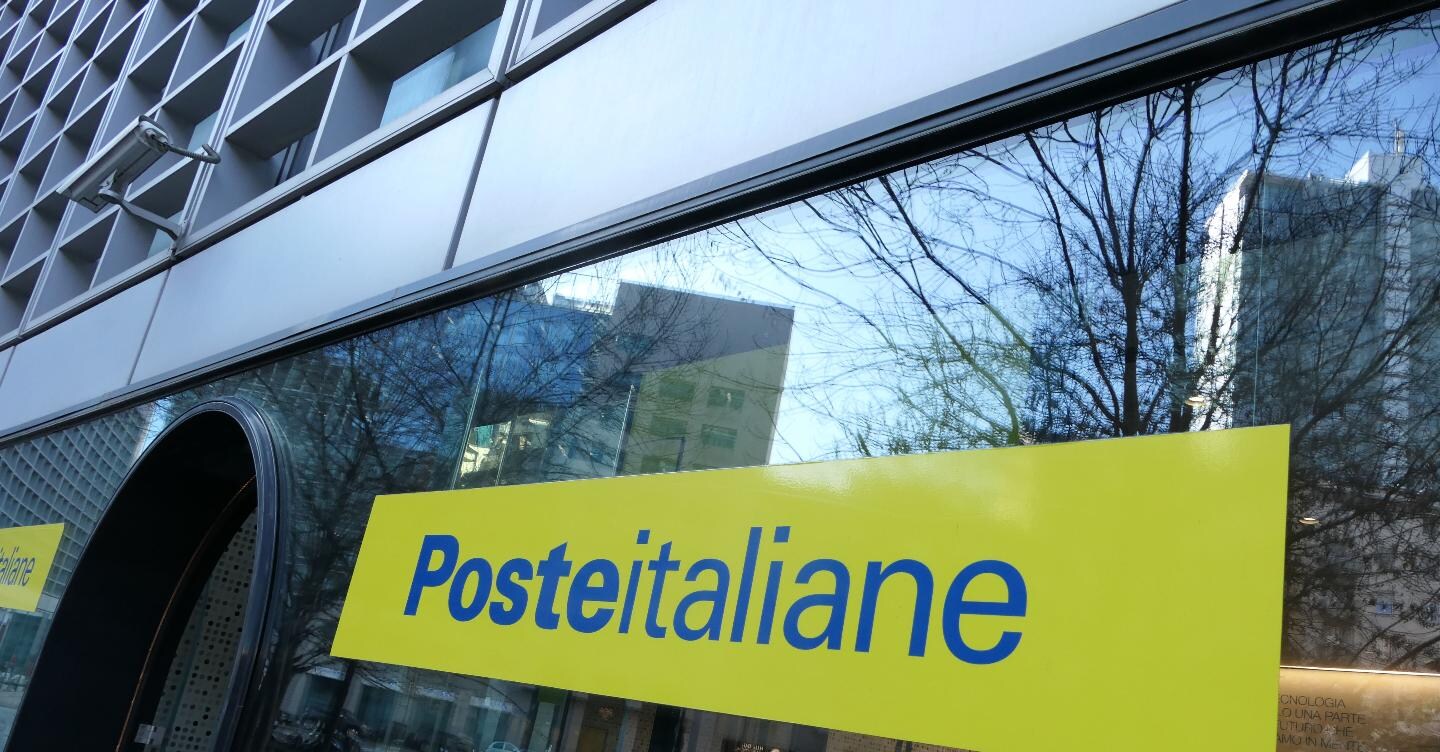 Privatizzazione quota Poste Italiane: controllo pubblico garantito dallo  Stato"