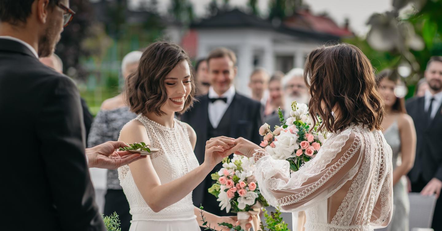 Unioni civili, la rottura del primo matrimonio etero non basta per l’assegno