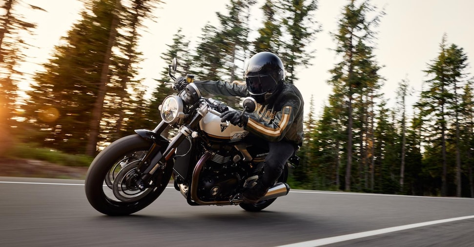 Triumph Speed Twin 1200 my24, la maxinaked inglese è sempre più sportiva