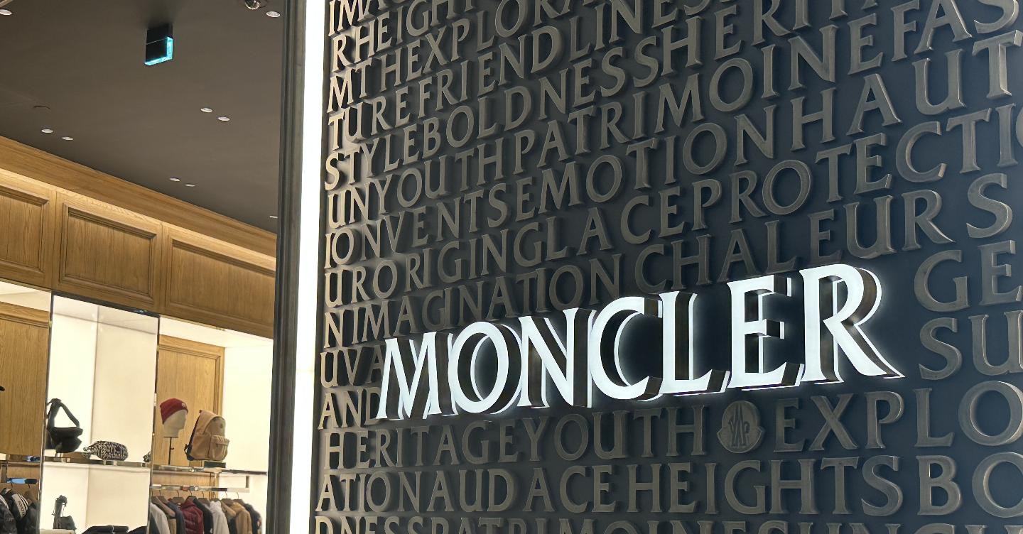 Titolo moncler oggi hotsell