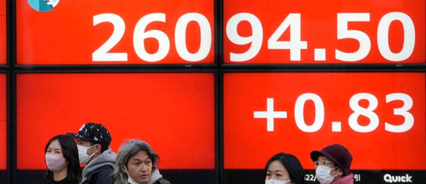 Cina industria in crisi. Pechino taglia anche i tassi dei mutui in essere Il Sole 24 ORE