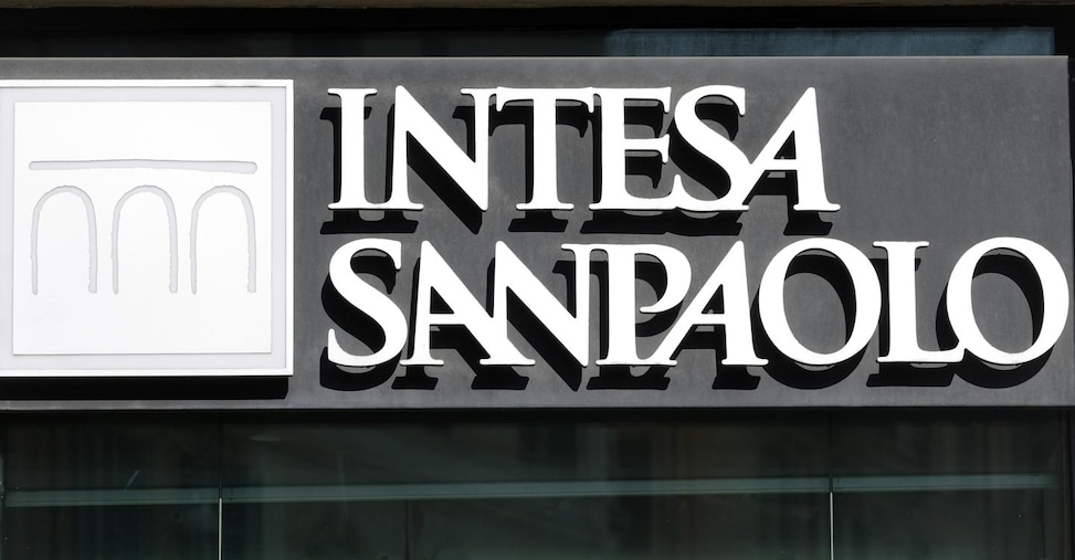 Intesa fa efficienze sulla previdenza complementare: fondo unico con 12 miliardi di patrimonio