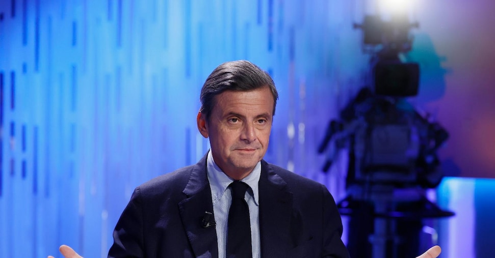 Il centrosinistra molla Calenda, a giudizio per diffamazione
