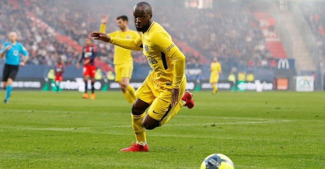 (FILES) Lassana Diarra during the French L1 football match between Caen (SMC) and Paris (PSG) on May 19, 2018, at the Michel d'Ornano stadium, in Caen, northwestern France. An EU court said on October 4, some international football rules regulating player transfers are contrary to the bloc's laws, in a landmark decision that could shake up the system. The Court of Justice of the European Union (CJEU) found that some FIFA restrictions to a player's ability to seek further employment after unilaterally terminating a contract hinder the EU's free movement and competition between clubs. (Photo by CHARLY TRIBALLEAU / AFP)