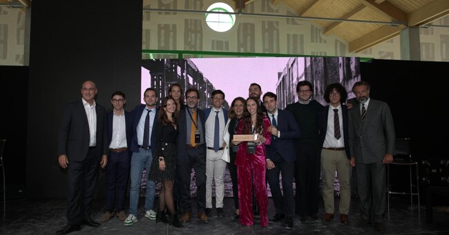 La preiazione degli studenti dell’Università Vita-Salute San Raffaele di Milano