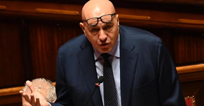 Il ministro Guido Crosetto rende un'informativa sull'Unifil al Senato, Roma 17 ottobre 2024