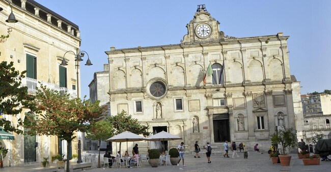 Matera, nella foto Palazzo Lanfranchi a Piazza Pascoli