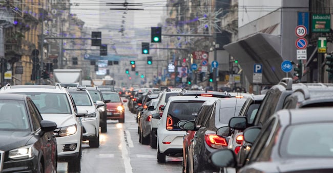 INQUINAMENTO SMOG TRAFFICO MILANO