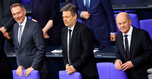 Il ministro delle Finanze tedesco Christian Lindner, il ministro dell’Economia Robert Habeck e il cancelliere Olaf Scholz