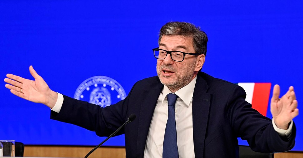 Giorgetti: «Mercati e agenzie di rating ci promuovono»