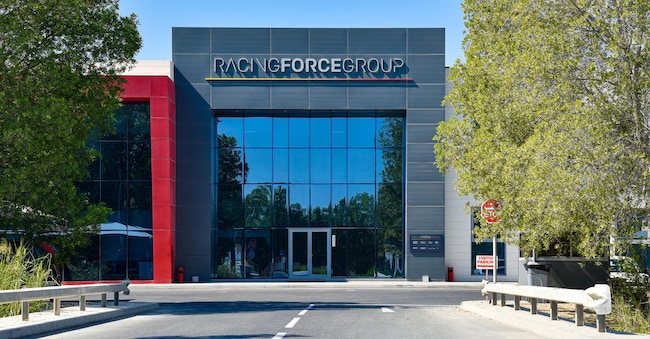 La fabbrica di Racing force group in bahrain