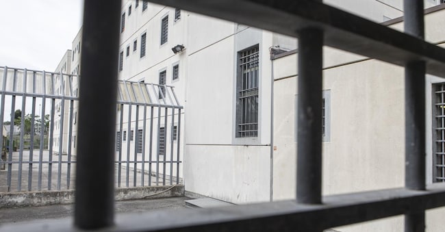 CARCERE DI BOLLATE PRIGIONE GALERA DETENZIONE SBARRE STRUTTURA STRUTTURE DETENTIVA DETENTIVE