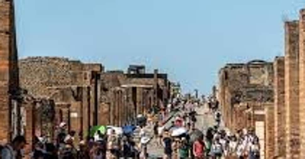Overtourism, Pompei a numero chiuso: non oltre 20mila ingressi al giorno
