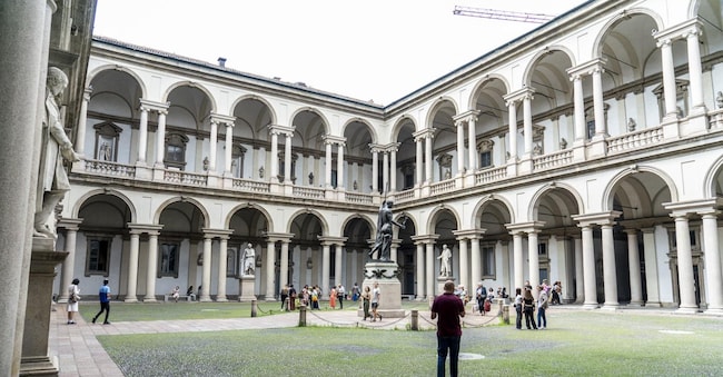Cortile della pinacoteca di Brera (Imagoeconomica)