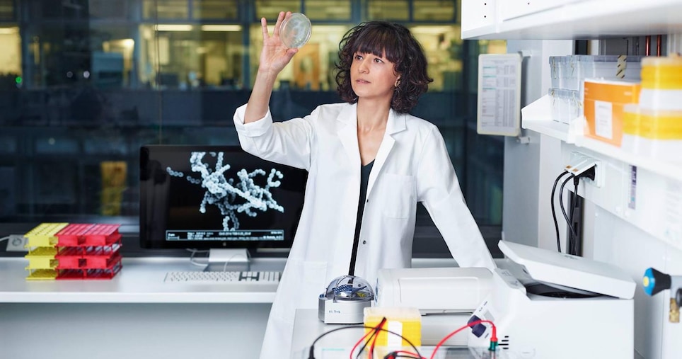 Al via le candidature per il premio “For Women in Science” Italia per giovani ricercatrici Al via le candidature per il premio “For Women in Science” Italia per giovani ricercatrici