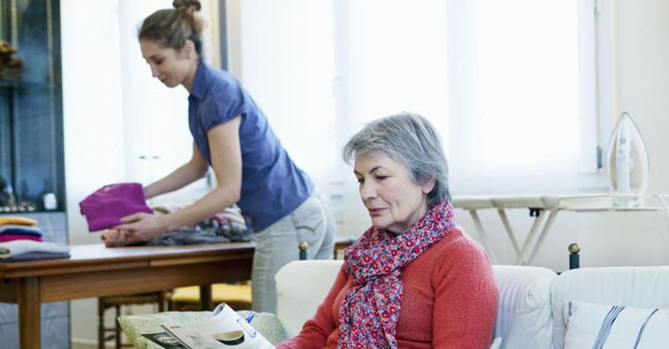 Colf, con il credito di imposta al 50% una famiglia risparmierebbe 9.425 euro all’anno