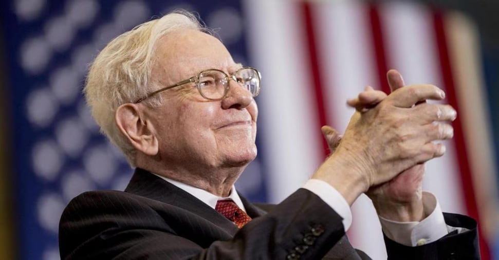 Buffett punta sulle piscine e su Domino’s Pizza, ma la sua liquidità è un enigma
