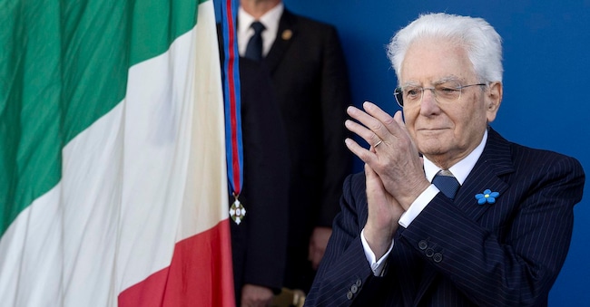 Il Presidente Sergio Mattarella in occasione della celebrazione della "Giornata dell'Unità Nazionale e delle Forze Armate" in Piazza San Marco, oggi 4 novembre 2024.   NPK   ANSA / Paolo Giandotti - Ufficio per la Stampa e la Comunicazione della Presidenza della Repubblica    +++ ANSA PROVIDES ACCESS TO THIS HANDOUT PHOTO TO BE USED SOLELY TO ILLUSTRATE NEWS REPORTING OR COMMENTARY ON THE FACTS OR EVENTS DEPICTED IN THIS IMAGE; NO ARCHIVING; NO LICENSING +++