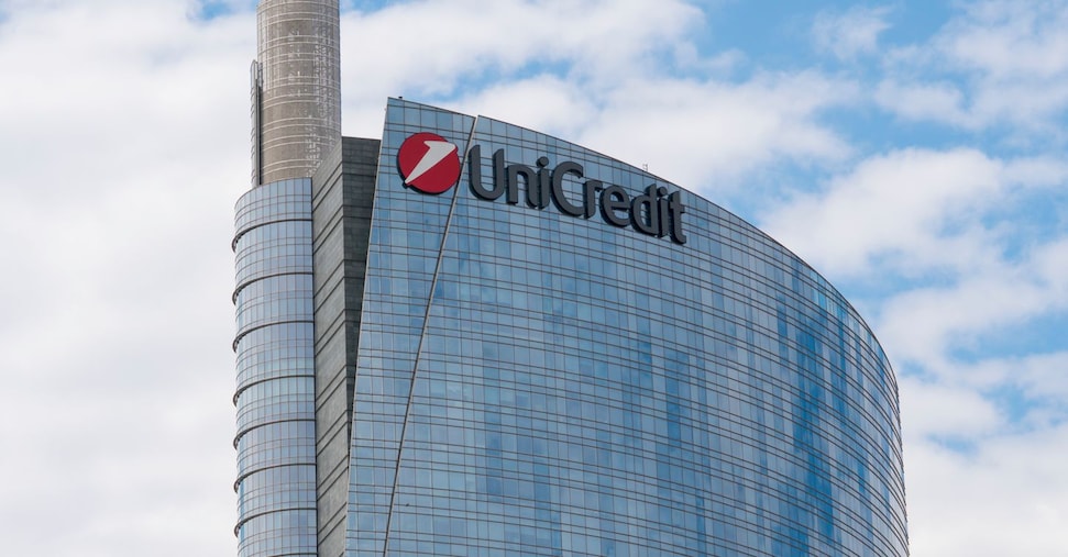 Unicredit debole con lo stacco del dividendo e le domande sulla quota