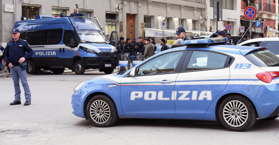 Incidente tra volanti, muore poliziotto a Roma