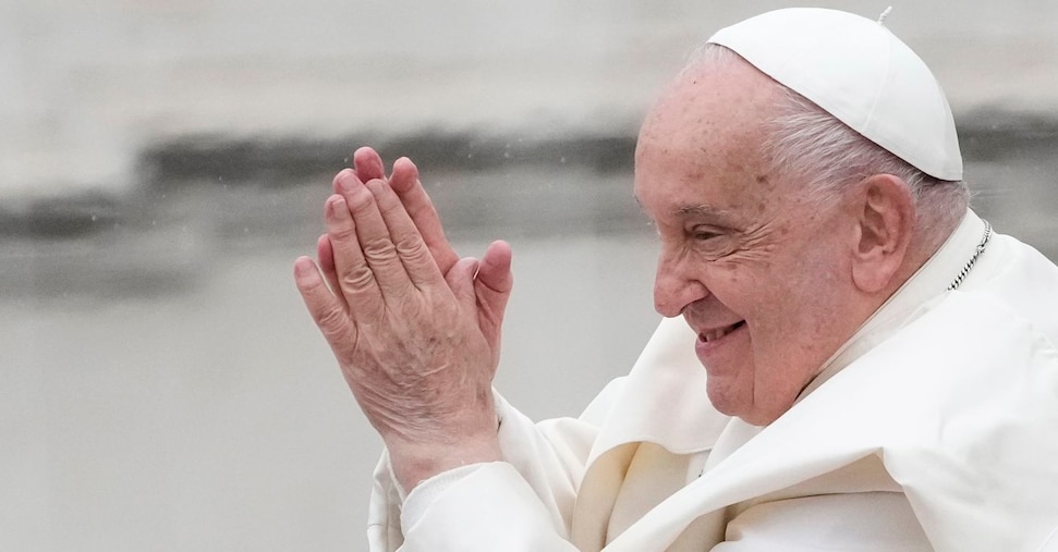 Funerali più snelli per i Papi, arrivano le nuove regole. Ecco come saranno